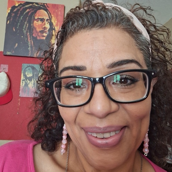 💋 ANGEL a MAC FROST LIPSTICK. RETAIL $23. **NEW IN BOX. - Picture 6 of 9